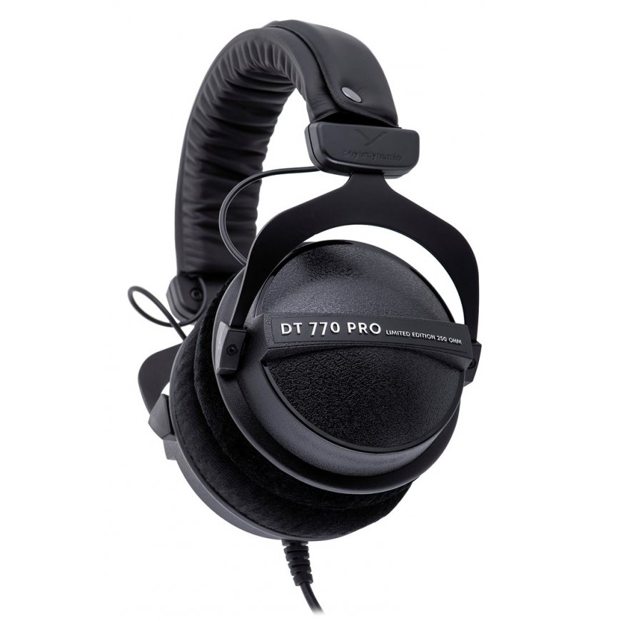 Beyerdynamic DT 770 PRO 250 OHM Black Limited Edition 43000221